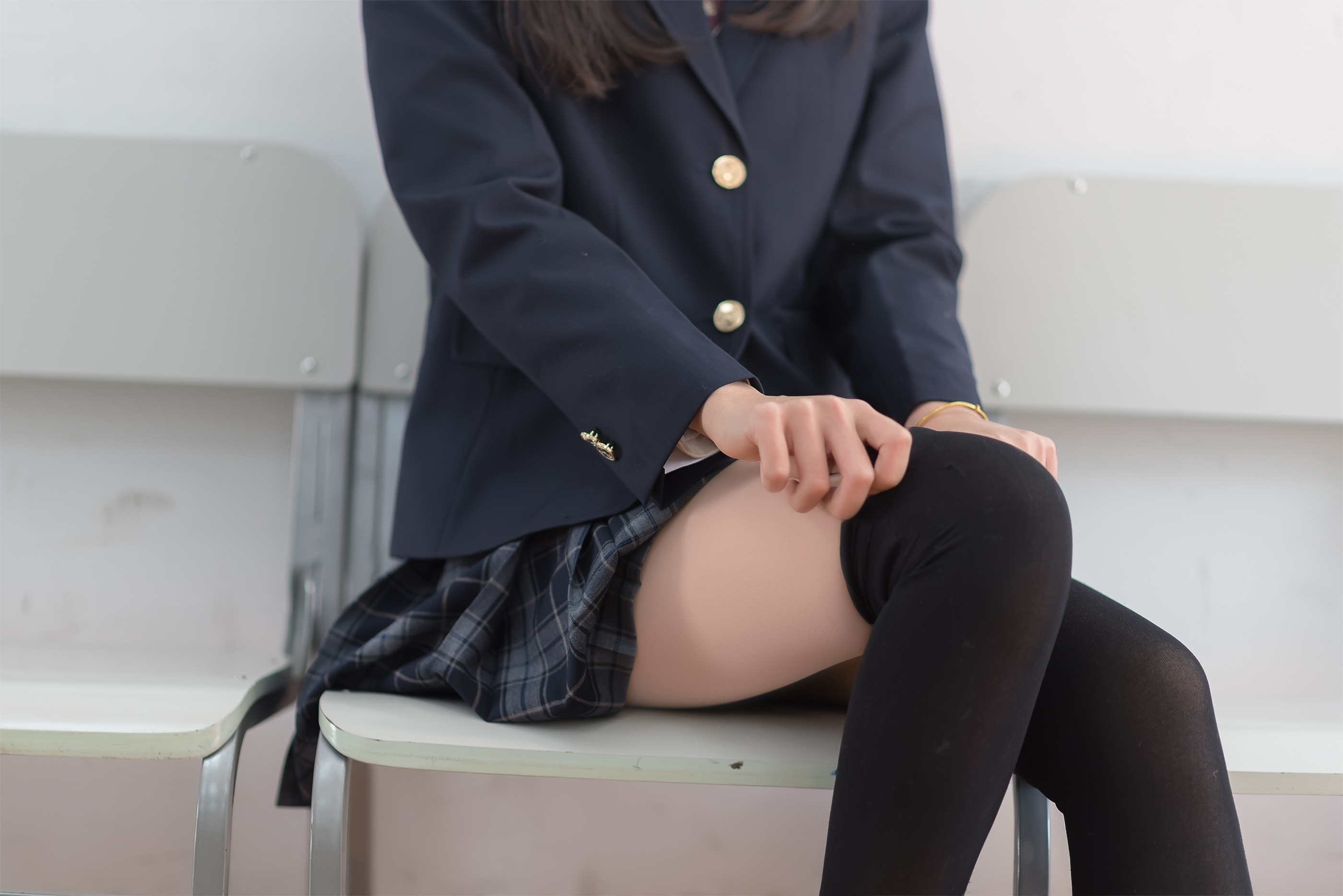 图片[1]-木棉棉 – NO.044 木绵绵OwO 西式JK（黑丝）[47P]-XikXak